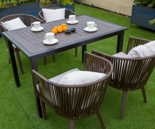 Alu plastic wood table