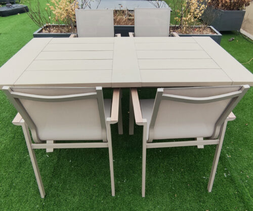 Alu plate dining table