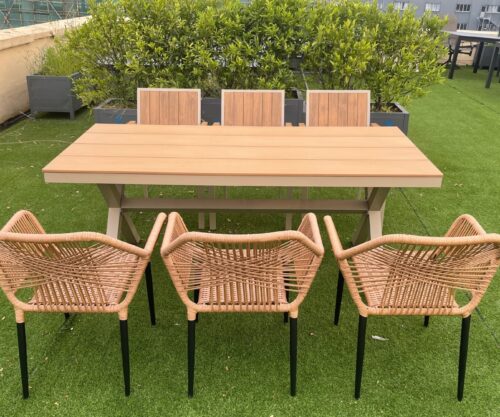 Alu plastic wood table
