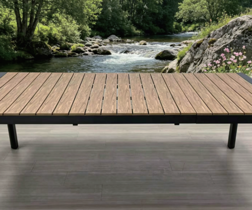 Alu-plastic wood pull-out table