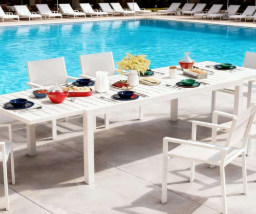 Alu slat extendable table